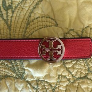 Tori Burch reversible belt with gold hardware
